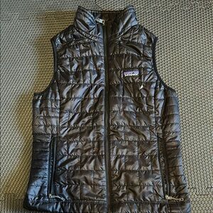 Patagonia Black Puffer Vest